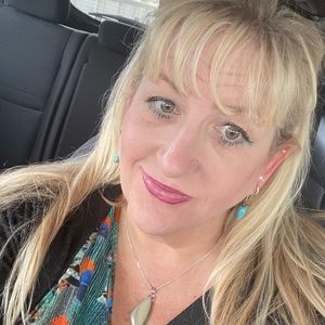 Meet your Posher, Posh